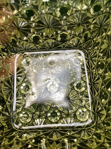 EAPG Vaseline Glass Daisy And Buttons Square Dish Yellow - Picture 5 of 7