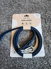 Wild One Adjustable Dog Leash Navy, Standard