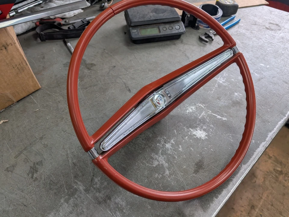 Volante Buick 1963 1964 Wildcat Electra Lesabre Invicta vermelho - Imagem 4 de 4