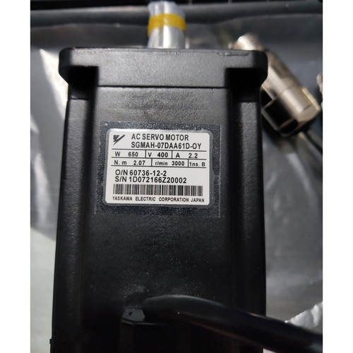 NEW Yaskawa SGMAH-07DAA61D-OY Servo Motor In Box Expedited Ship