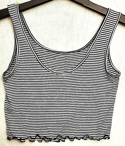 Gaze DTLA Striped Tank, Decorative Front Buttons, Ruffled Edge At Hemline Size L - Picture 4 of 6