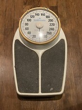 Vintage Health O Meter Professional 330lbs Big Foot Scale w/ Markers
