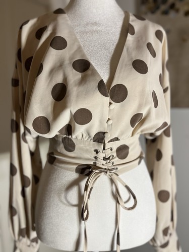 Nasty Gal Women’s Hot Spot Polka Dot Brown Tan Cropped Button Front-Tie Blouse 2 - Picture 2 of 14