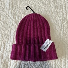 Old Navy Women's Purple Ribbed Knit Acrylic Beanie Hat, One Size, Fall/Winter