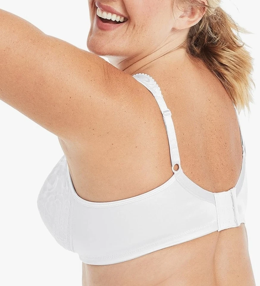 SALE! Bra, 50DDD, Playtex 18 Hour Bra 4745, Wireless, White, New In Package - Image 3 of 4