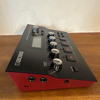 Yukitoshi 　BOSS GT-001 Roland Boss GT-001 Effects Unit For The Desktop | A Closeup