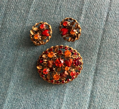 Vintage Austria ROSSO/ARANCIO/ORO strass e CUORI ROSSI/MARRONI GP SPILLA/ORECCHINI - Foto 10 di 16