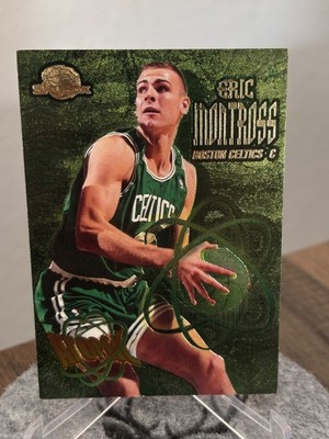   Eric Montross Boston Celtics 1995-96 SkyBox Premium Atomic #A1