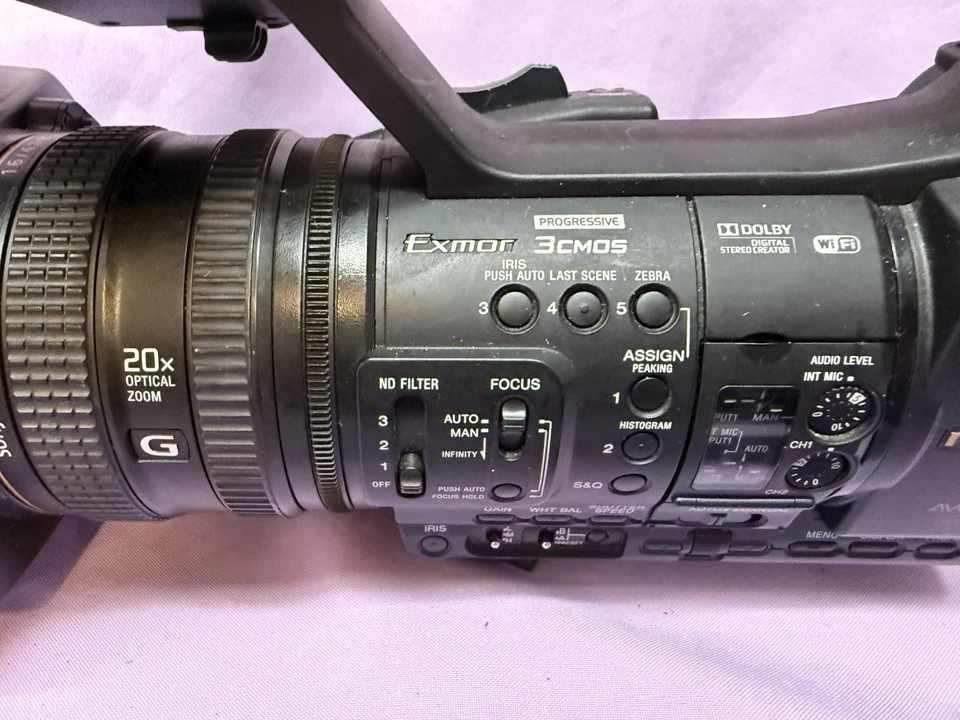 Sony HXR-NX3 NXCAM Pro Video Camera With Charger/Batteries! Works Great! - Image 3 of 4