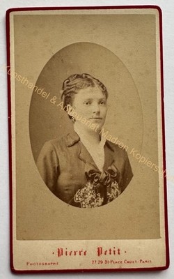 orig. CDV Foto Fotografie Frau Dame Bild alt Mode um 1870 Paris Pierre Petit