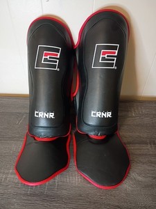 Combat Corner Elite Spar Shin Guards Medium, Red/Black, Muay Thai Kickboxing