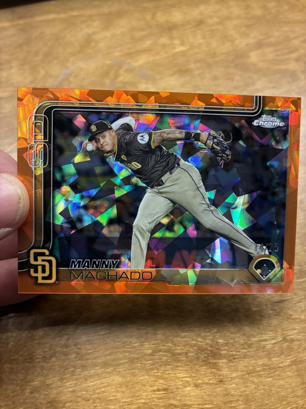 2025 Topps Chrome - Image Variation Manny Machado #53 Orange Sapphire #/25