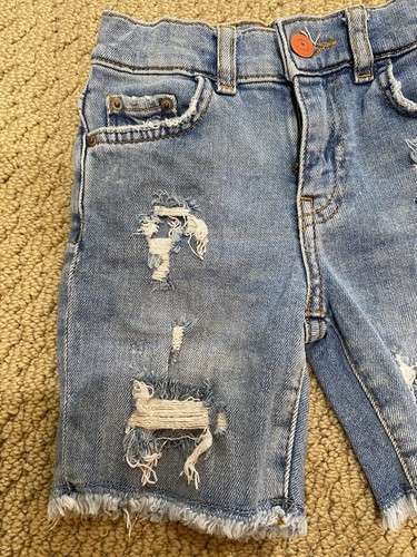 Zara Kids Unisex Destroyed Denim/Jeans Shorts - Size 6 - Picture 3 of 6