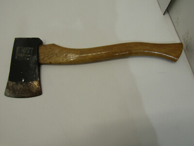 OLD VINTAGE DIAMOND BRAND HAND AXE HANDY MAN TOOL Hammer Axe Tool