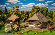 130677 Faller HO Scale 1:87 Kit of a Vogtsbauernhof Black Forest Set - NEW 2021