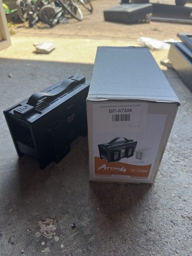 Hawk-Woods BP-98UX Batteries & 4-Channel Fast Charger