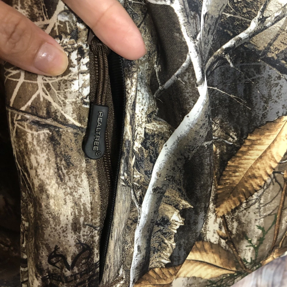 NWT Women's Realtree Camo Tech Hoodie with Face Gaiter Scent Control Size Small - Image 3 of 4