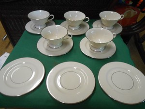 Great FINE ARTS China "Classic Dignity" Set -5 CUPS & SAUCERS & 3 FREE