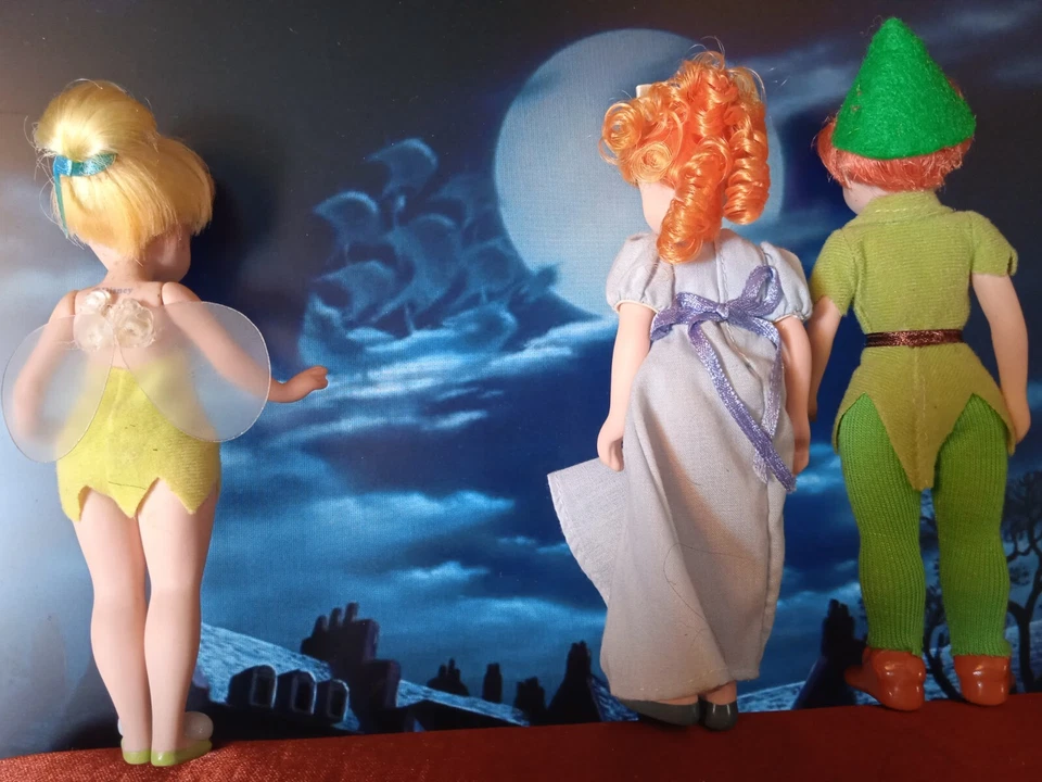 FIGURAS DE PORCELANA PETER PAN WENDY CAMPANILLA DISNEY - ENVIO CERTIFICADO - Immagine 2 di 4