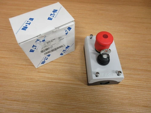 Eaton M22-12-PG Push Button Enclosure M2212PG