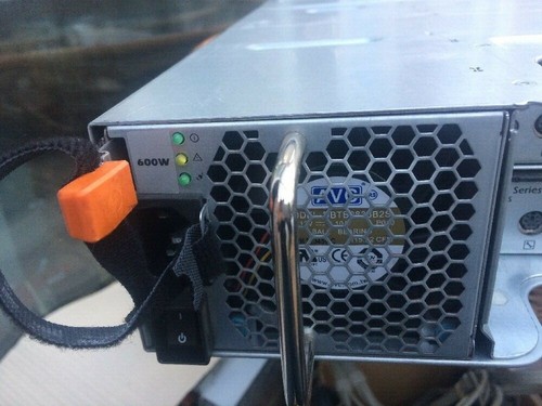 Dell PowerVault MD1200 Storage Array Dual Controller Dual PSU 12x300GB 15K REF 7 - Photo 6/8