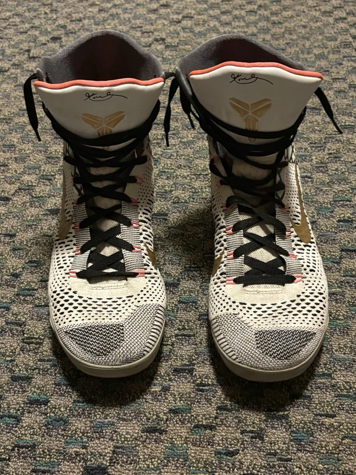 Size 13 - Nike Kobe 9 Elite Fundamentals Basketball Shoes Sneakers (630847-100) - Image 4 of 4