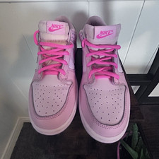 Nike Girls Pink Hot Pink Breathable Low Top Lace Up Leather Sneakers US 5.5