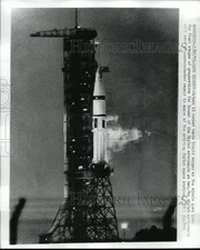 1973 Press Photo Saturn 1B Vents Liquid Oxy. in Preparation of Launch