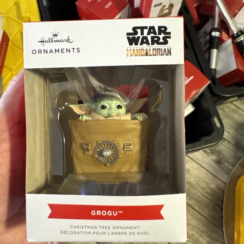 2023 Disney Hallmark Star Wars Mandalorian Grogu Baby Yoda Christmas Ornament