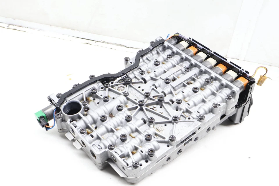 BMW 328D XDRIVE DIESEL F30 Transmission Valve BODY Mechatronic Ga8hp45z G2U Foto 2 de 4