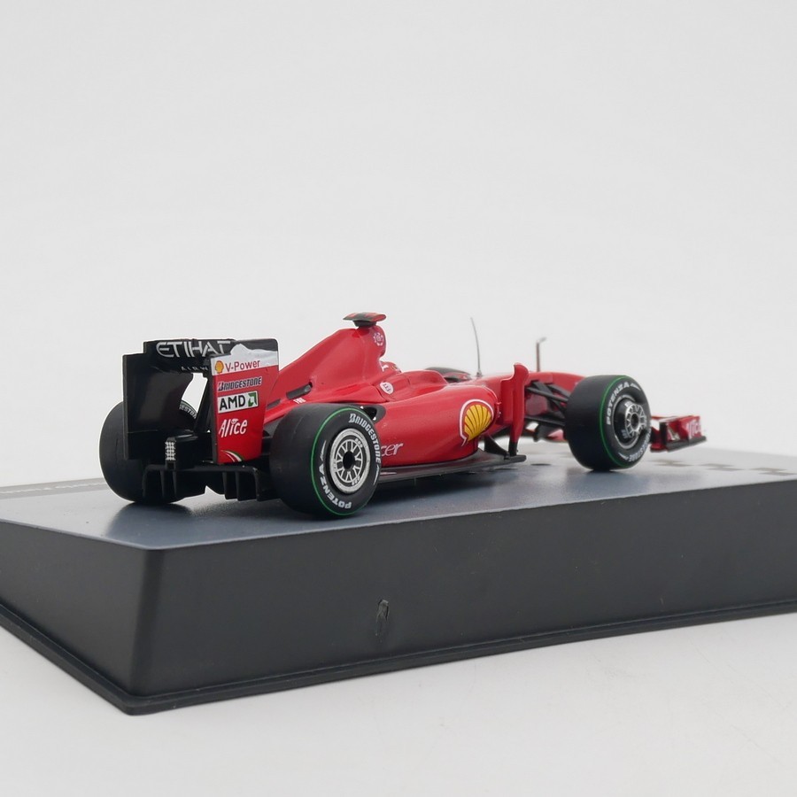 ixo 1:43 Ferrari F60 2009 Giandcarlo Fisichella Diecast Car Model