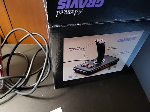 Advance Gravis Rare Limited Edition Clear Joystick IBM - PC with Box - Picture 9 of 10