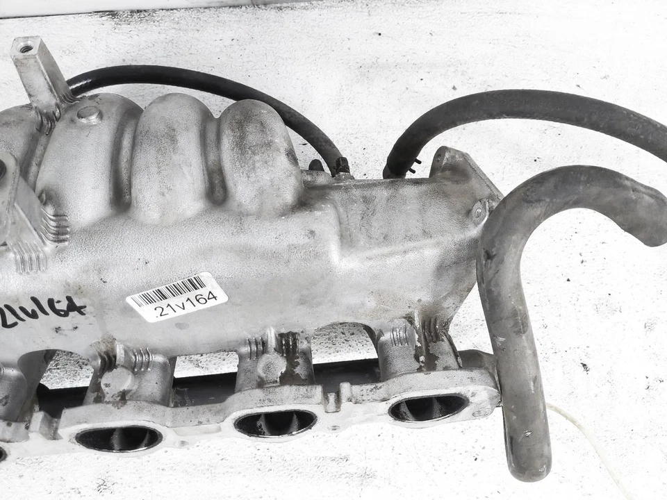 1999-2000 Volvo V70 Air Intake Manifold 9471599 *2.4L W/O Turbo - Image 3 of 4