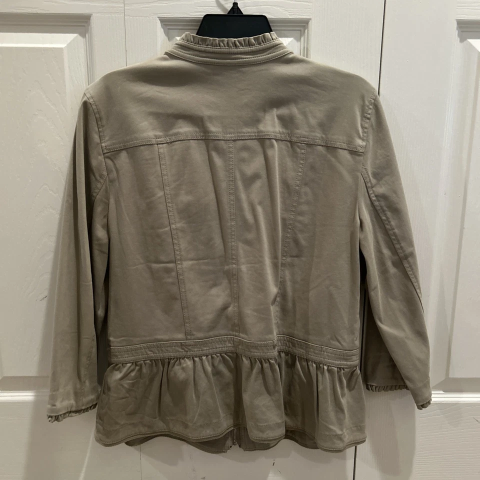 Chaqueta para mujer White House Black Market verde cremallera completa ligera 12  Foto 2 de 4