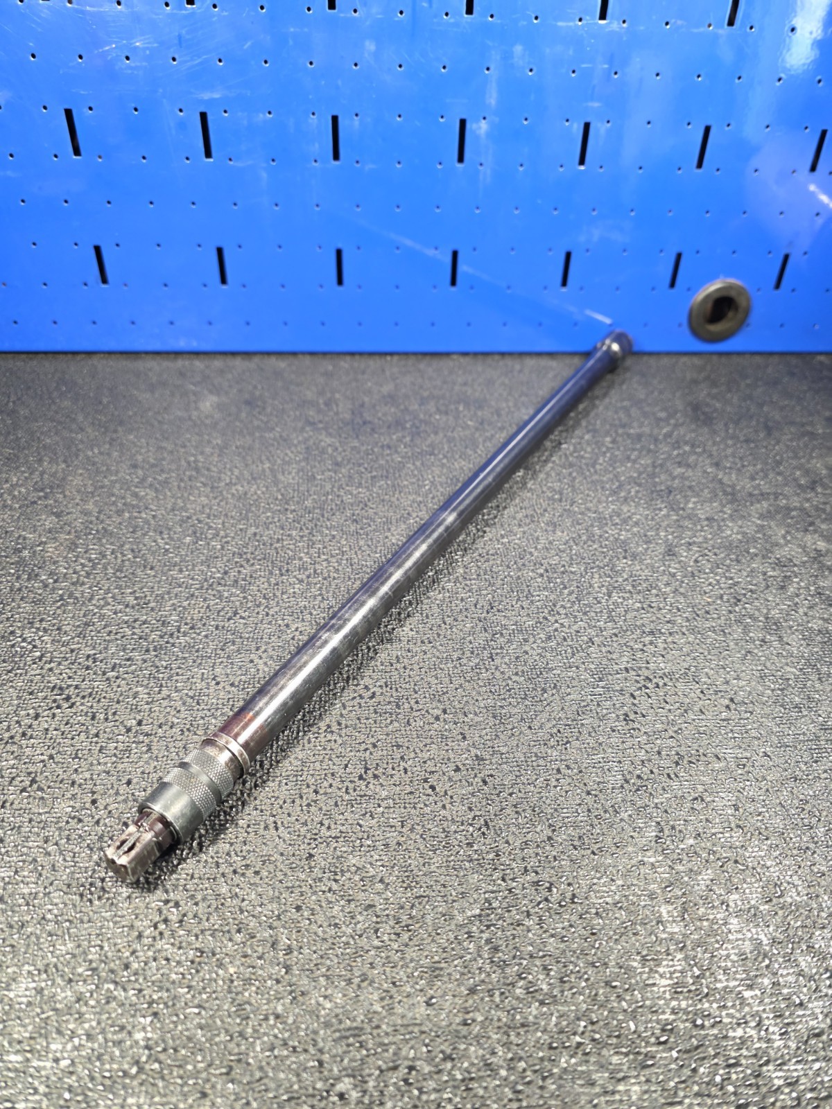 Matco CXP18BBL 18" 1/2" Female To  3/8" Male Reducing Locking Impact Extension