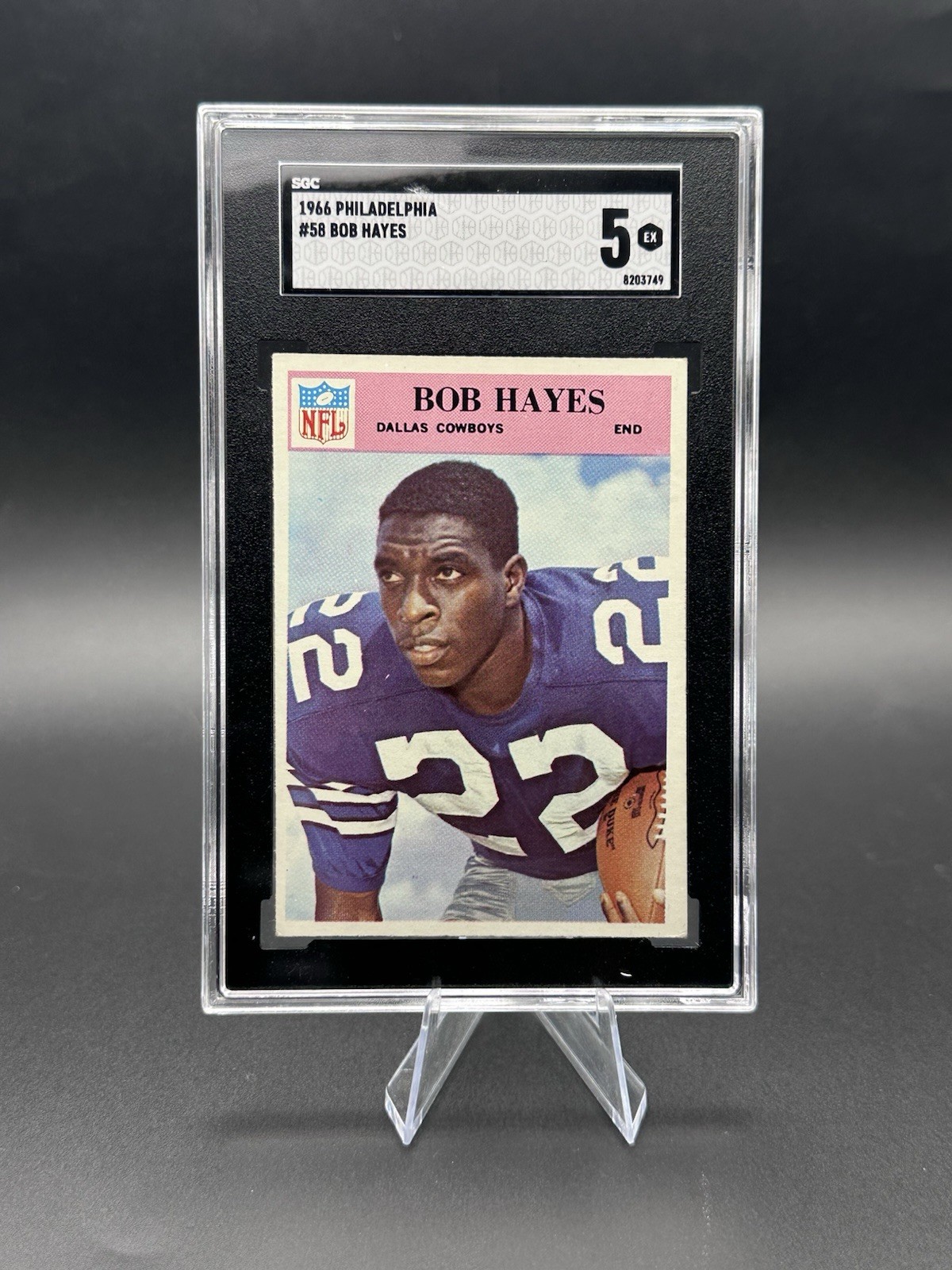 1966 PHILADELPHIA #58 BOB HAYES Rookie Card SGC 5 Dallas Cowboys HOF