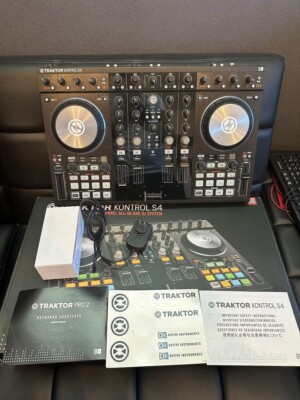 Native Instruments Traktor Kontrol S4 MK2 DJ Controller w/ Adapter Test