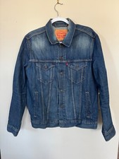 Vintage Levi's Denim Trucker Jacket Size Medium USA Made Blue Jean 90s Red Tab