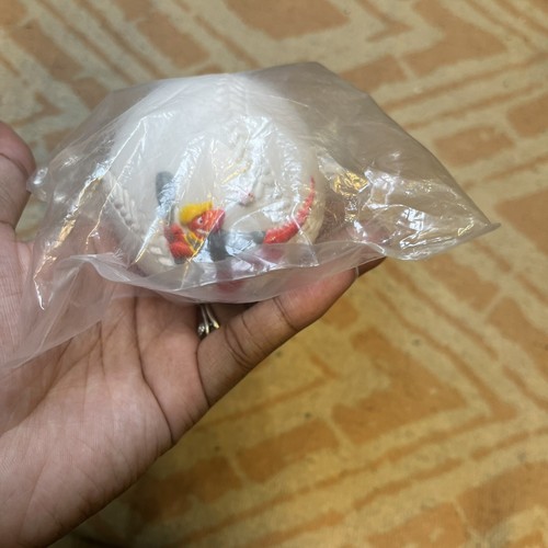 Vintage 1986 Tops Baseball, Soccer, and Football Toy Balls - Sealed In Package - Picture 4 of 7