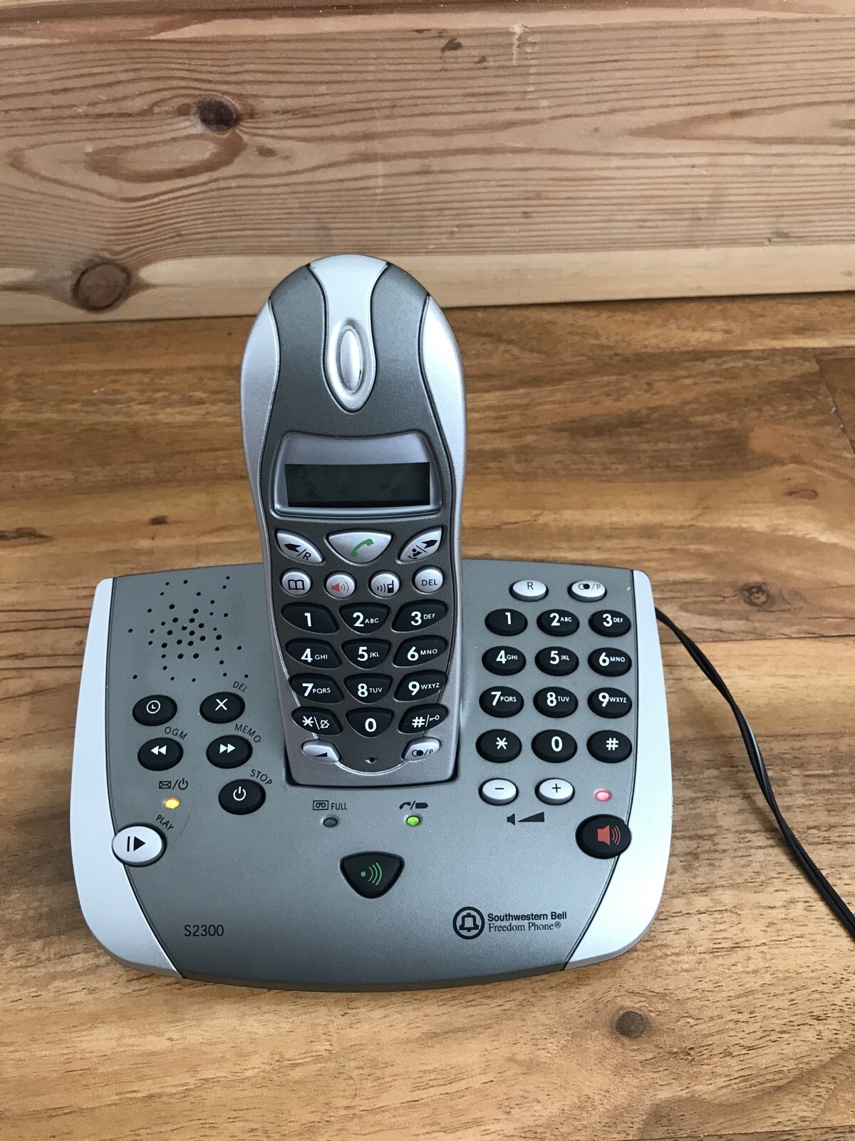 SOUTHWESTERN BELL Freedom Phone S2300 Quad Cordless Telephone eBay