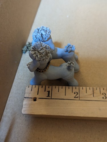 Vintage Lot 3 Poodle Figurines Porcelain Spaghetti With Chain - Picture 7 of 11
