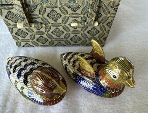 Coppia di scatole portagioie vintage Cloisonné ottone smaltato mandarino anatra uccellino con scatola - Foto 2 di 23