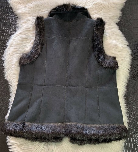 V By Eva Faux Fur Trim Faux Suede Black Vest Size Medium Cute! - Picture 9 of 12