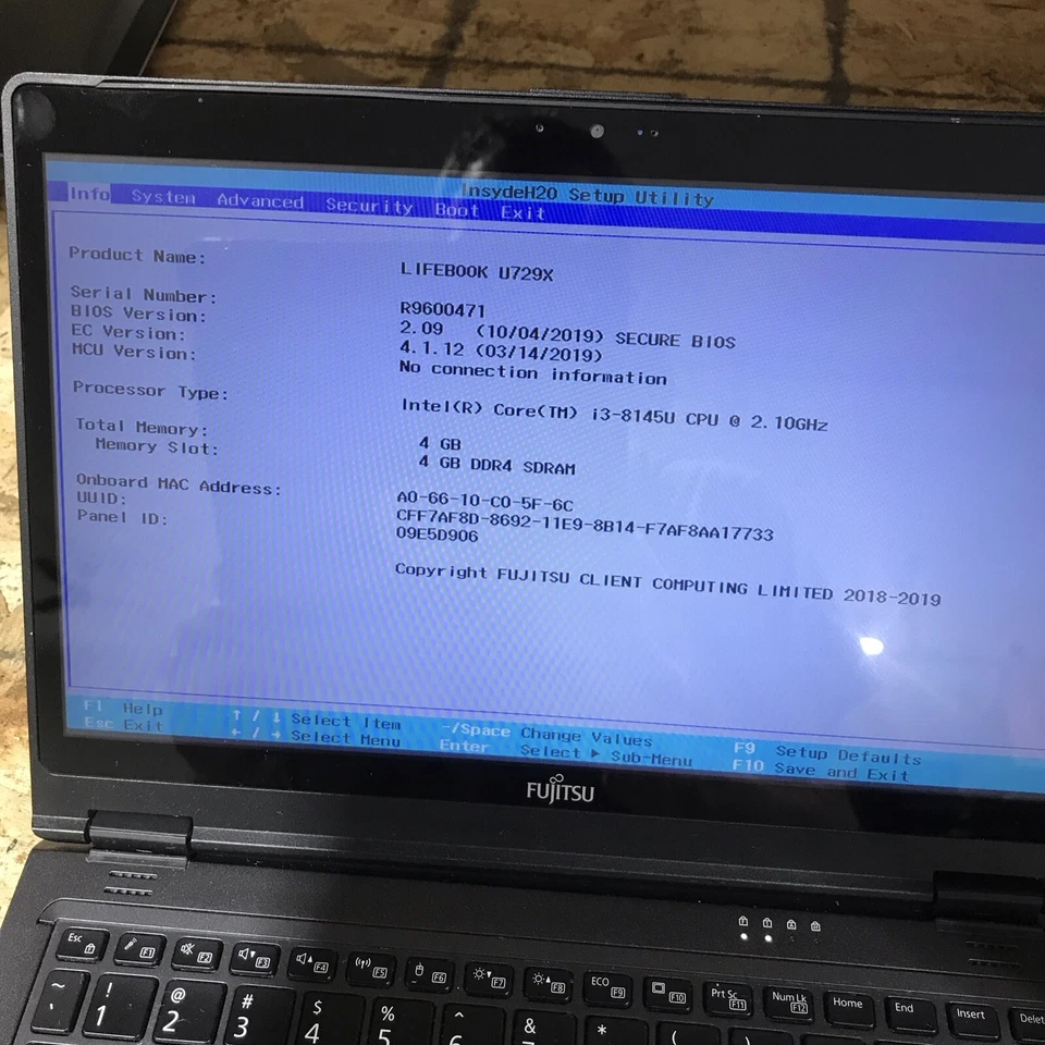 Fujitsu U729X i3 8145U 8 GB DDR4 128 GB NVME Win 11 12,5" 2-1 táctil, con bolígrafo B109 Foto 2 de 4