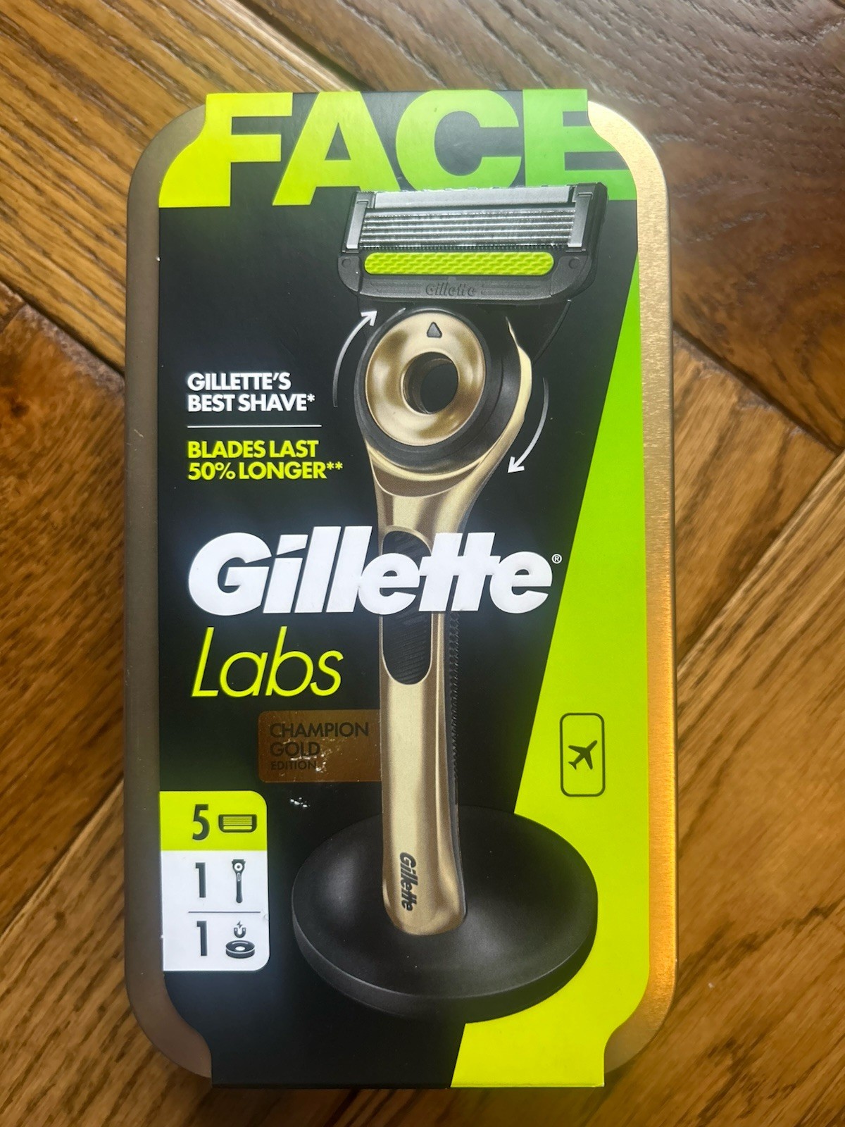 Gillette Labs Champion Gold Edition Razor With Exfoliating Bar, 5 Refills (BNIB)