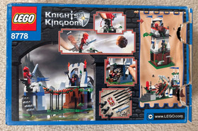 Lego Knights Kingdom set 8778 - Border Ambush; 100% complete w box & manual