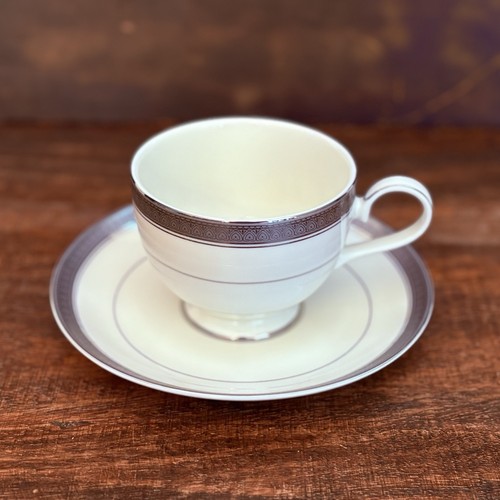 Set of 4 Mikasa Palatial Platinum Footed Cup & Saucer Sets - Picture 4 of 14