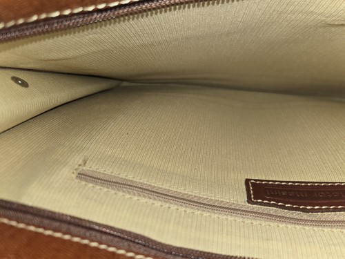 Victor Masini Leather Clutch With Textured, Reptile-like Pattern Brown - Picture 6 of 16