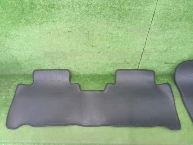 Picture 2 of 10