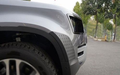 For Land Rover Defender Matte Black Front Bumper Anti-Scratch Plate 2020-2023 - Picture 7 of 8